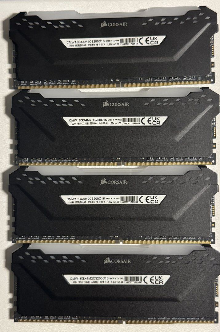 Leine & Halsband: Memory RAM Corsair Vengeance RGB Pro – Gebraucht aus Dagmersellen von Purppetz 2
