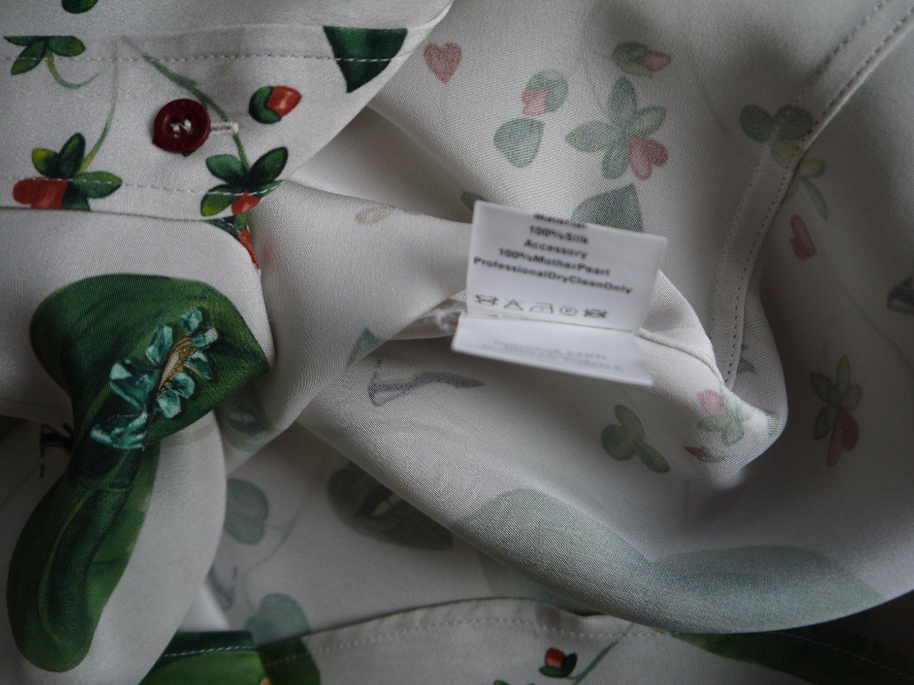 Bally Camicette: BALLY Bluse aus Seide – Usato da Hagendorn venduto da Blaf 4