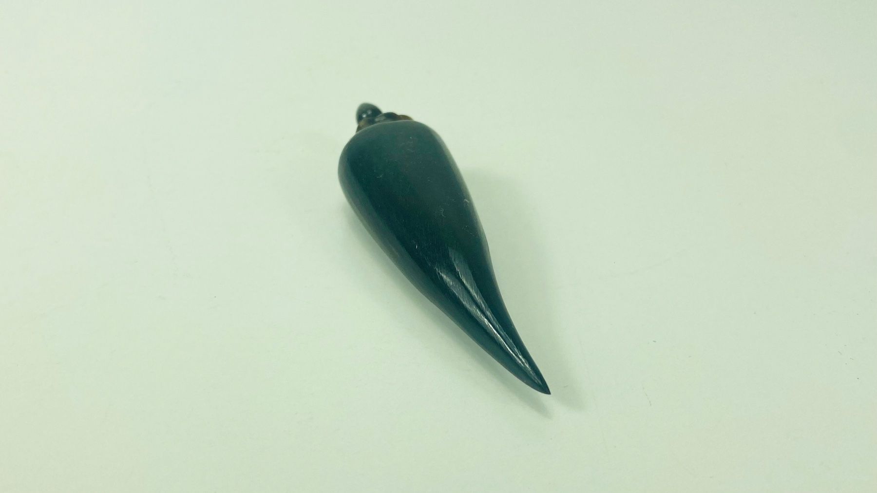 Anhänger: Amulett Horn oder Zahnstocher Behälter antik, handgeschnitzt – Gebraucht aus Zürich von Arche_Brockenhaus 7