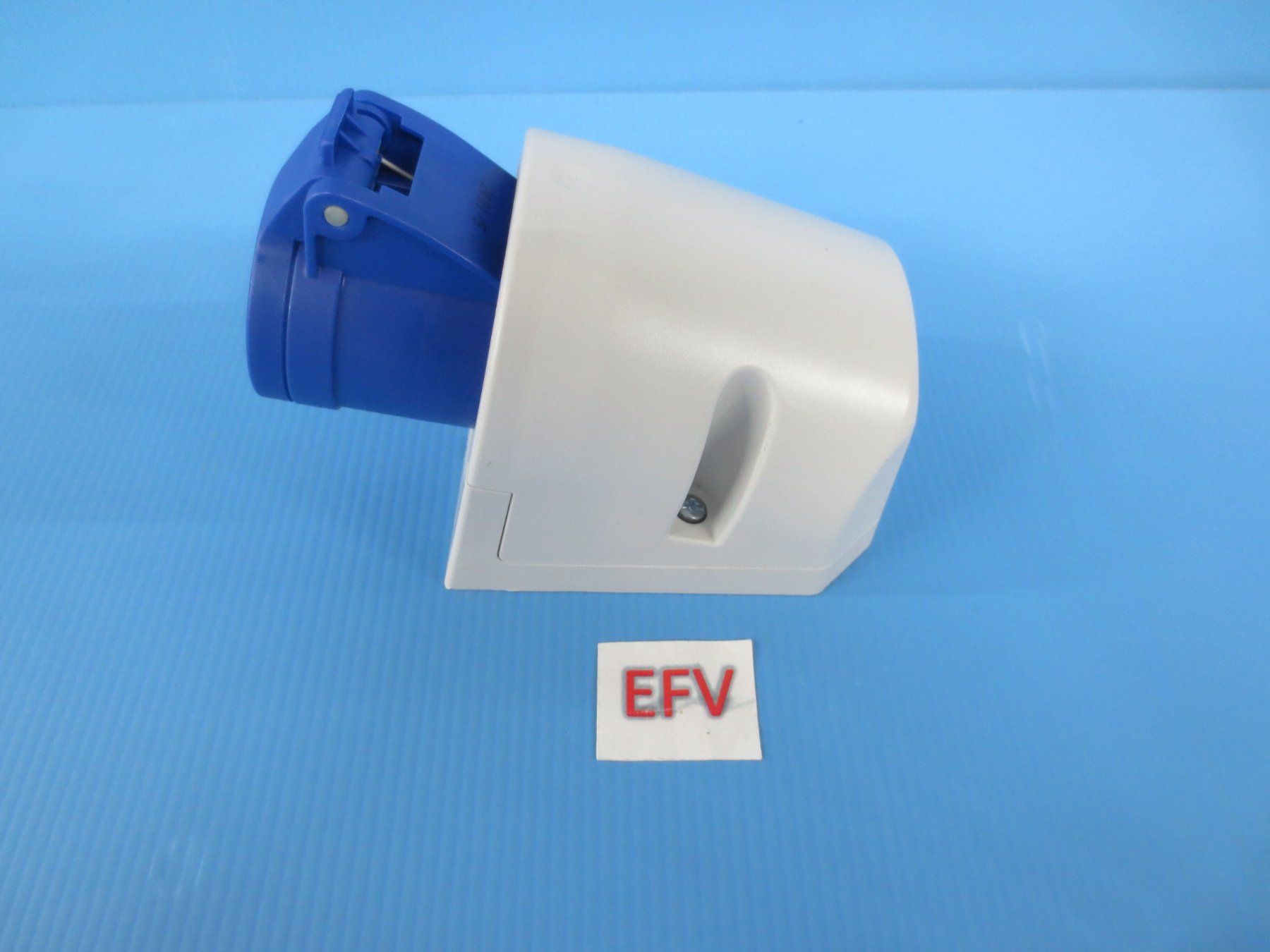 Stecker: CEE Steckdose 16A 3 polig 230V IP44 Neu – Neu (gemäss Beschreibung) aus Sulz LU von Elektrofachverkauf 1
