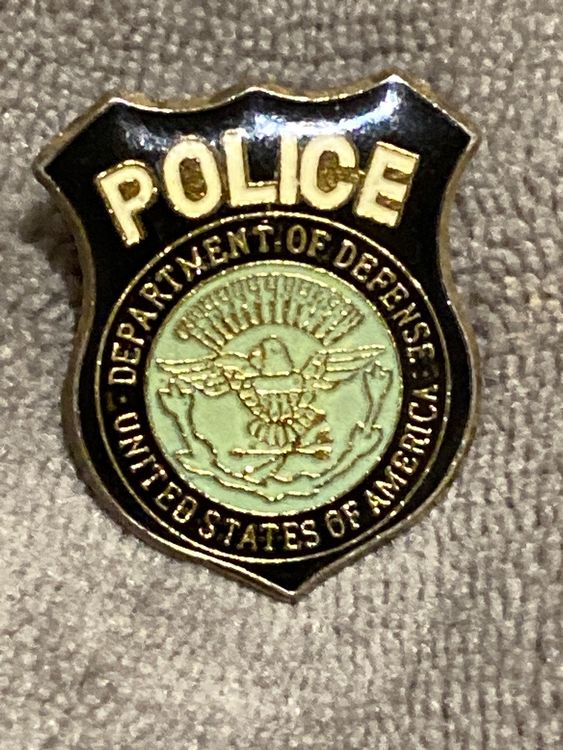 Pin's Police Département de la Défense USA, rare! | Kaufen auf Ricardo