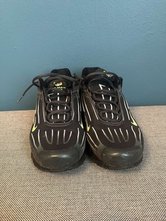 NIKE AIR MAX PLUS 3 / TN / BLACK ELECTRIC GREEN / 47