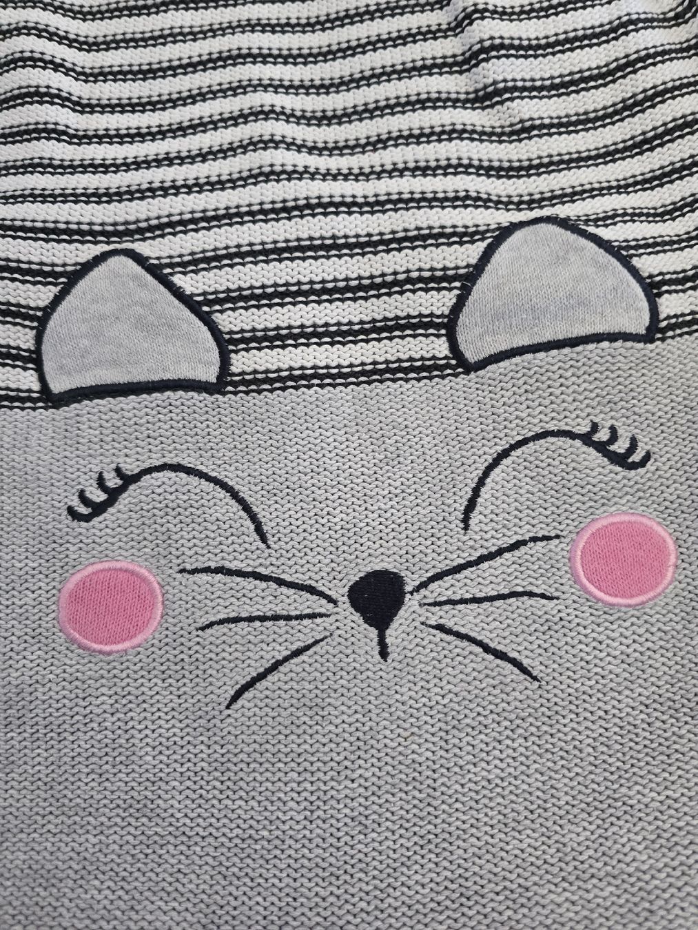 Pulls et sweat-shirts: Mädchen Pullover, Gr. 110-116 – D'occasion à Unterentfelden par Panda-87 3