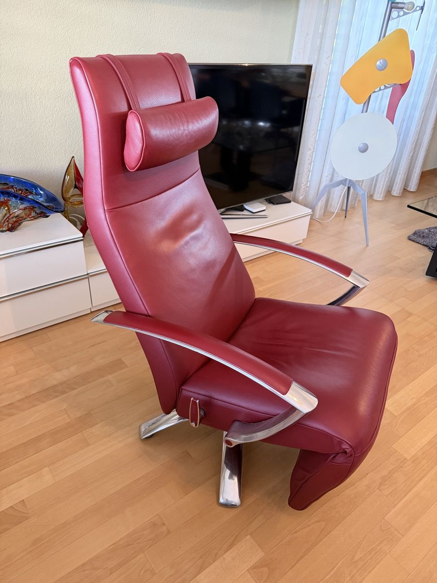 Jori Poltrone: JORI design Luxury Red Leather Recliner – Nuovo (secondo la descrizione) da Erlenbach ZH venduto da topchick