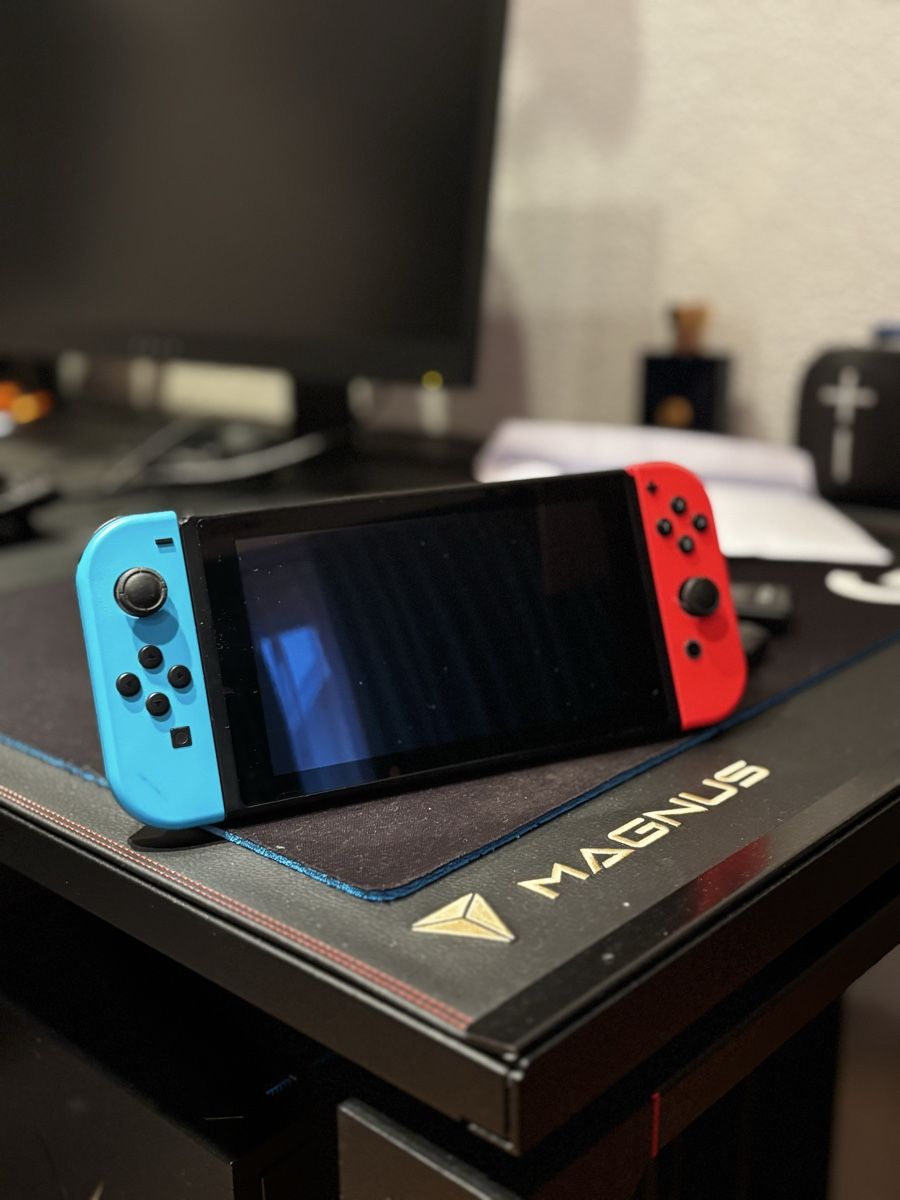 Nintendo Console: Nintendo Switch Neon – Usato da Rüti ZH venduto da gia_j7cn