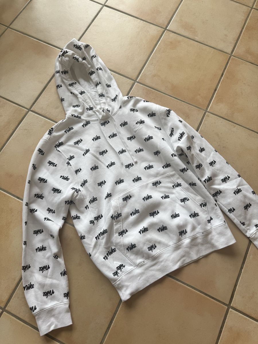 Nike Maglioni & Felpe: Pull Nike blanc – Usato da Lonay venduto da nei_79jc 1