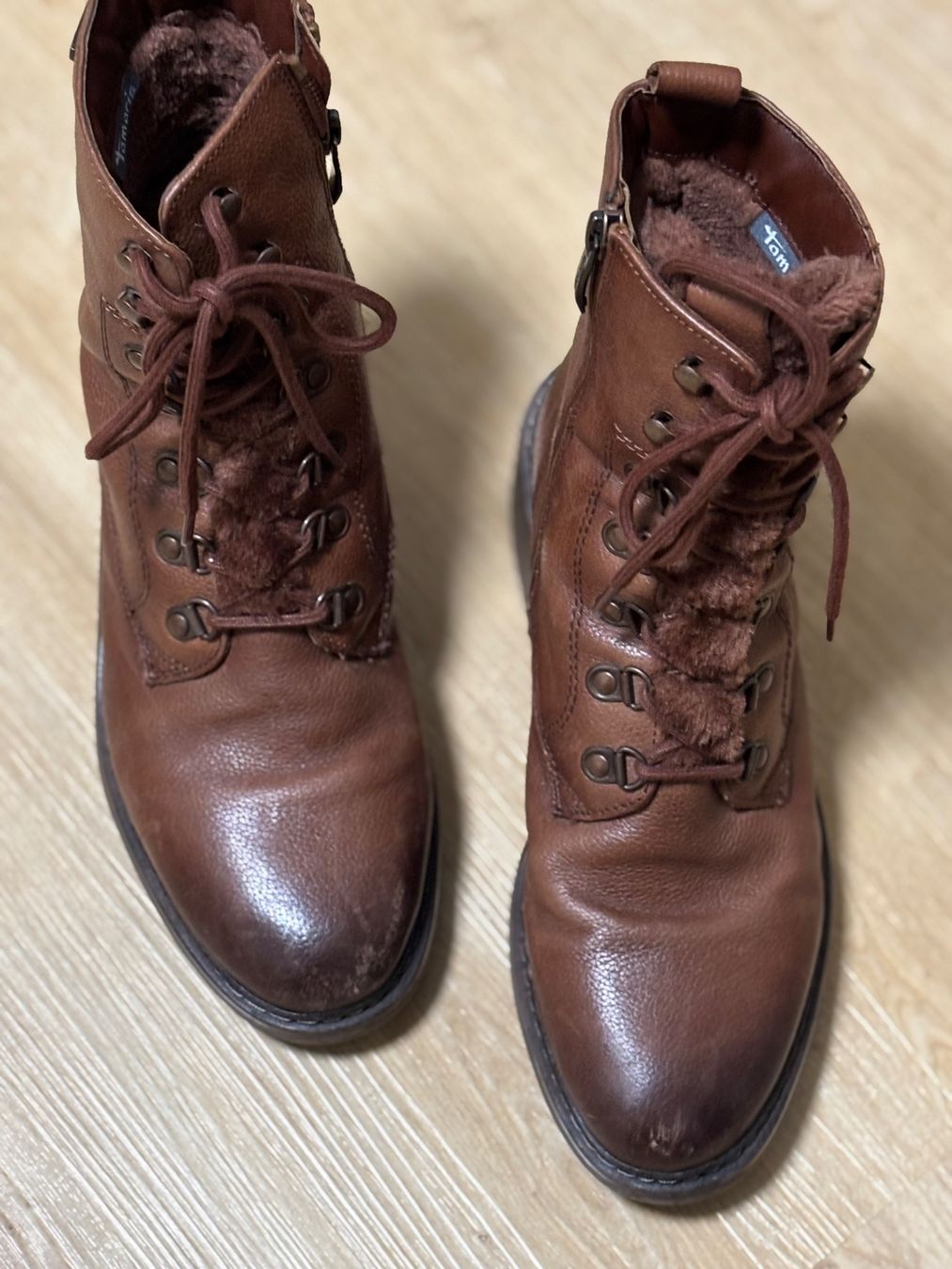 Tamaris Scarpe da donna: Braune Tamaris Winterstiefel , Grösse 39 – Usato da Goldau venduto da G_G01 1