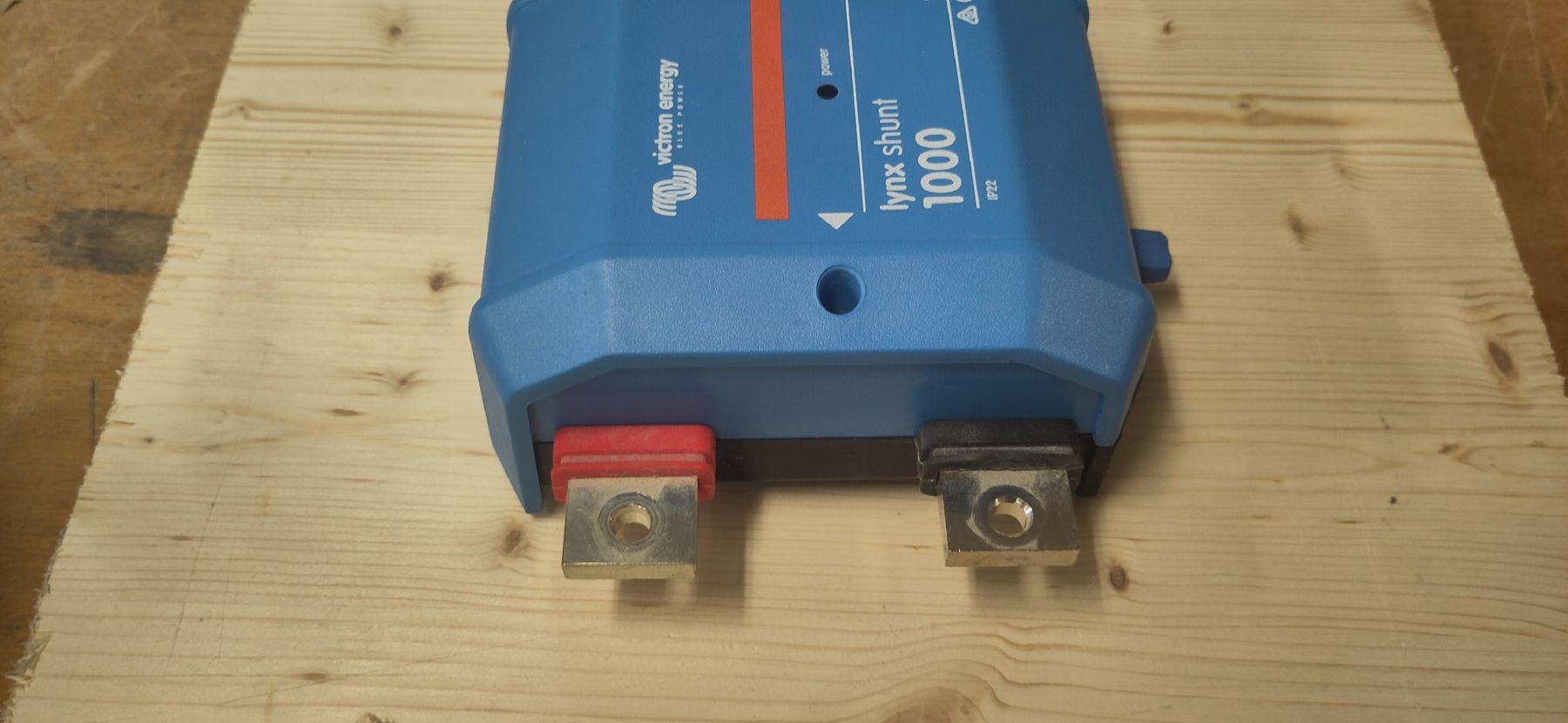 Alimentazione elettrica: Victron Lynx 1000 Shunt – Usato da Liebefeld venduto da robi15blue 5