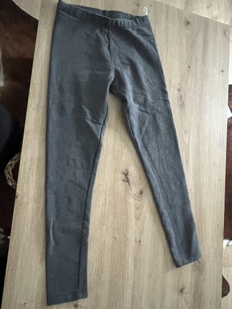 Gefütterte Leggings, Grösse 134, Top Zustand