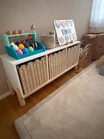 Kinderregal mit 3 Körben