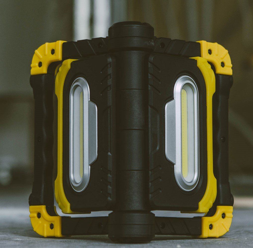 Lampes: Doppel-LED-Strahler / Multifunktionsreflektor – Neuf avec emballage d'origine à St. Gallen par schnaeppchen-preise 4