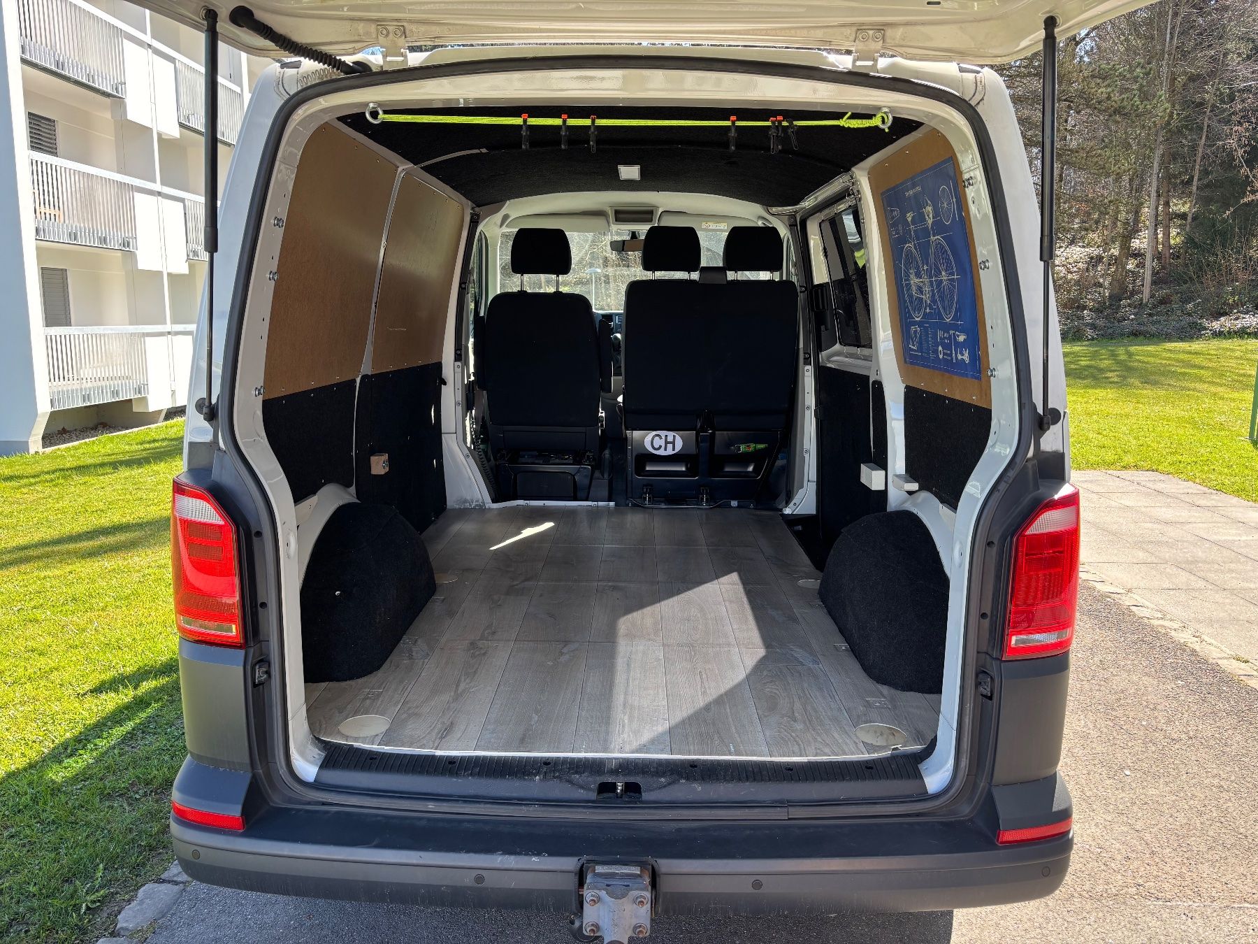 VW Veicoli da campeggio: VW T6 Camper – Usato da Rotkreuz venduto da Milky--Way 6