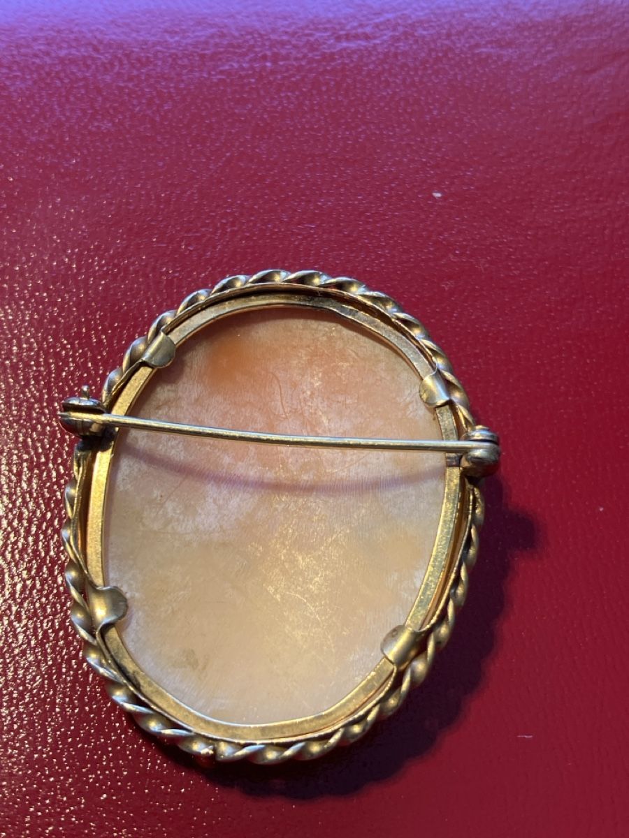 Spille & Fermagli: Kamee Brosche  Damenportrait antiker Schmuck – Usato da Muralto venduto da jac_hkz5 2