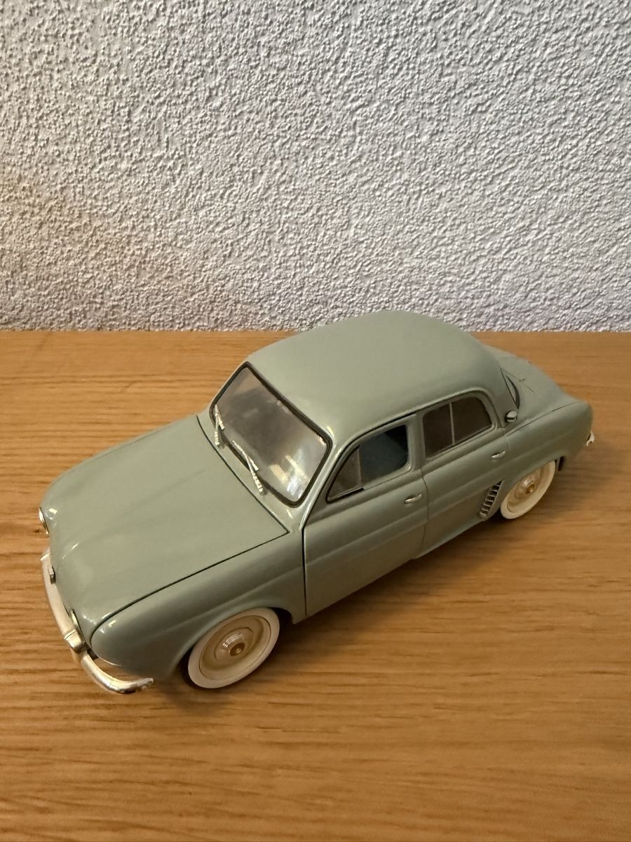 Norev Modellautos: Norev Renault Dauphine 1/18 – Gebraucht aus Aarberg von Paloma013