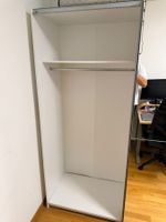 Kleiderschrank weiss mit Schiebetüren und Spiegeltür