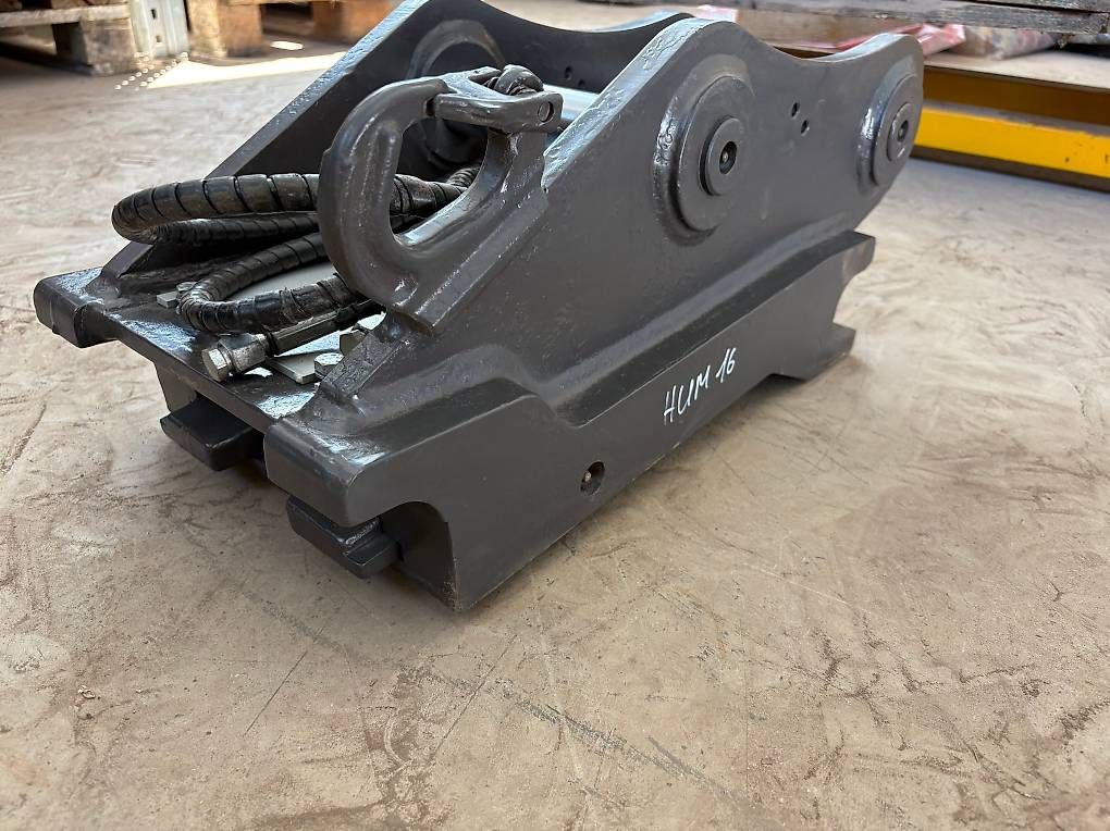 Escavatori: Schnellwechlser Adapter HUM16 hydraulisch – Usato da Rothenthurm venduto da FHS6418 3