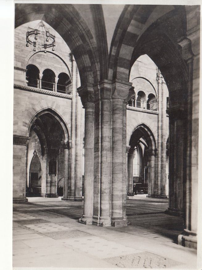 Cartoline postali: Basel Münster 1940 – Usato da Bürglen TG venduto da StampGraf