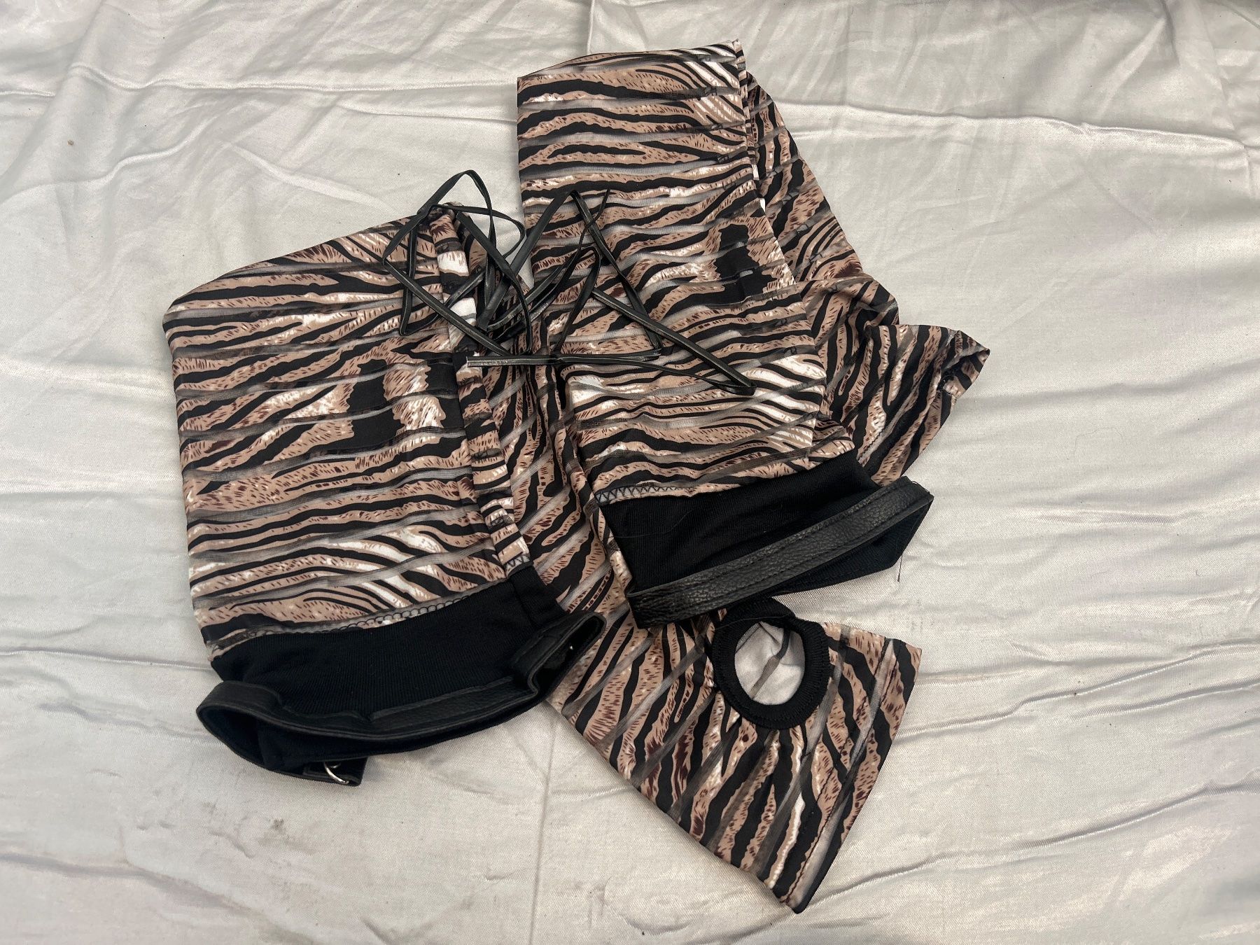 Calze & Collant: Straps Tiger Gr S\M NEU – Nuovo e nell'imballaggio originale da Regensdorf venduto da Spyke55
