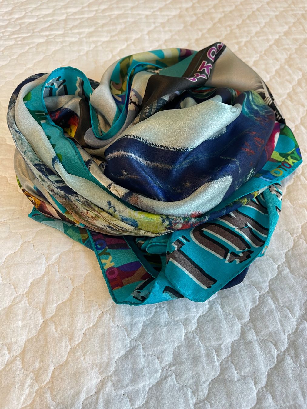 Foulards, Tücher & Schals: Grosses Tuch aus 100% Seide – Gebraucht aus Zizers von sarah_1987 1