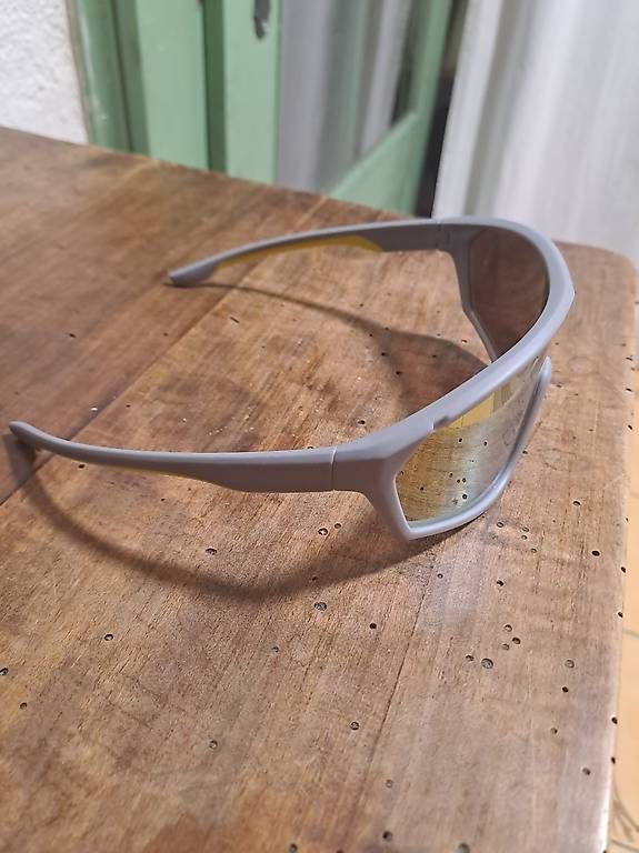 Occhiali & Lenti: Sonnenbrille lunettes de soleil – Usato da Vessy venduto da grandfontaine 1