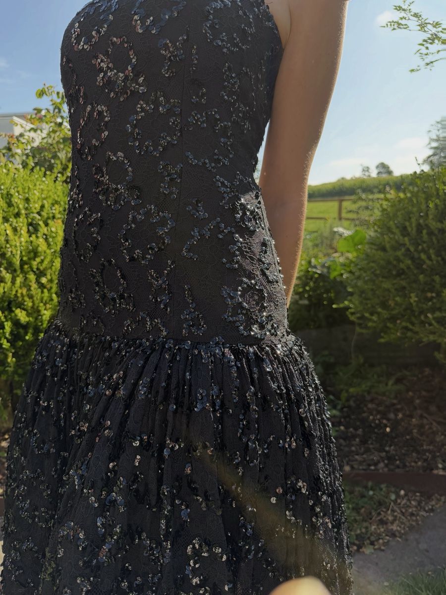 Vestiti: Kleid Schwarz Pailletten Grösse 36 – Usato da St. Gallen venduto da irina1234 1