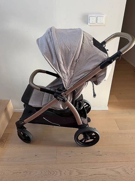 Carrozzine: Superbe poussette Peg Perego,Wunderschöner Kinderwagen  – Usato da Mont-sur-Lausanne venduto da jojoaja 1