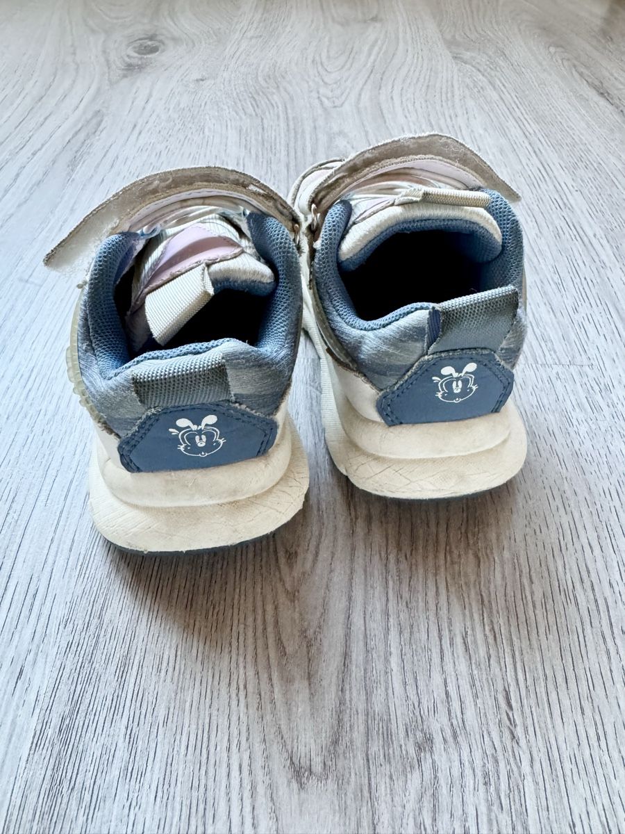 Scarpe per ragazzi: Kinder Sportschuhe , Grösse 26 – Usato da Nottwil venduto da sukkus.ch 2