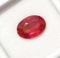 Rubis ovale LGF 10x8 mm - Valeur 130.- Fr