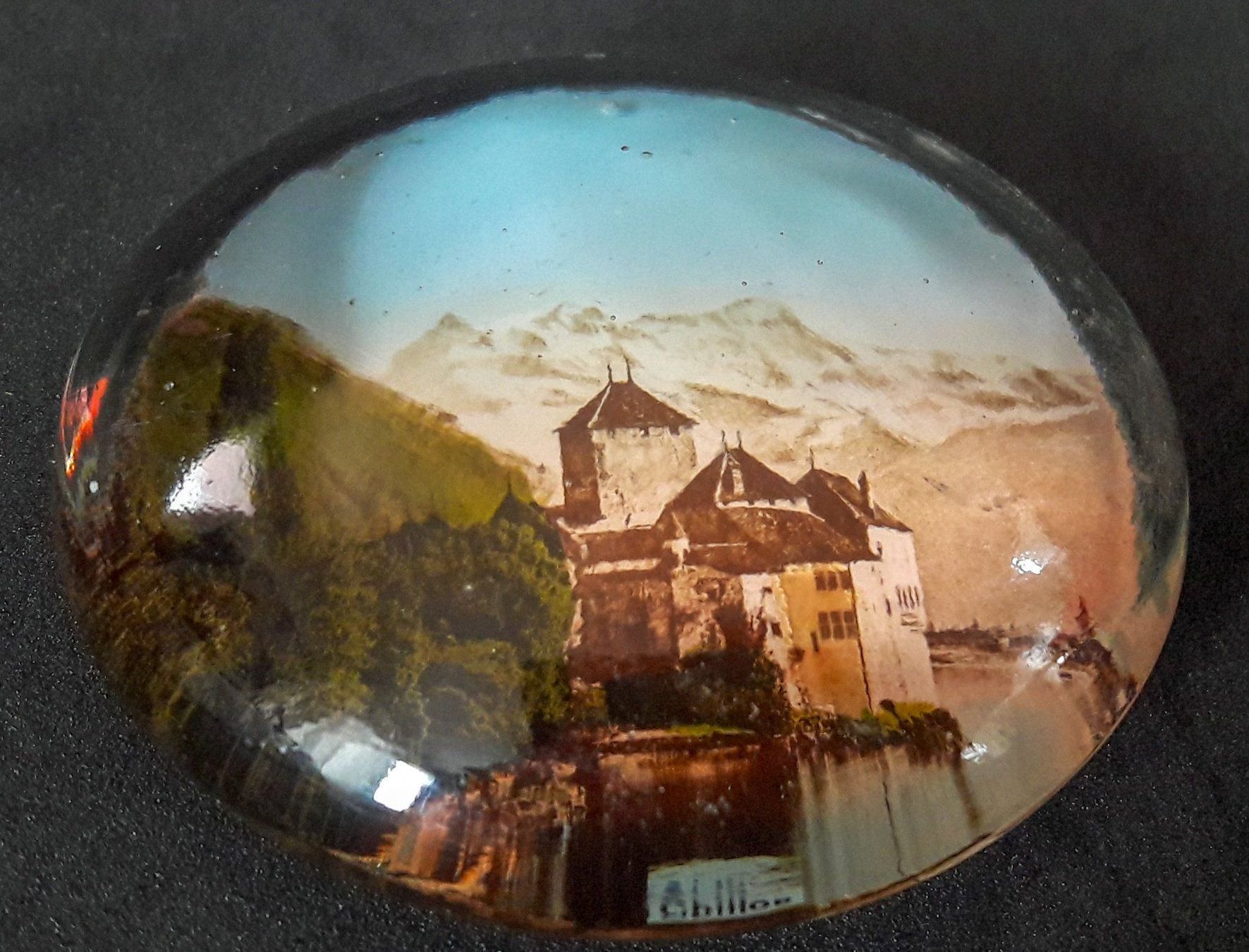 Tutte le decorazioni: Briefbeschwerer presse-papiers Chillon – Usato da Tavannes venduto da Brocashop