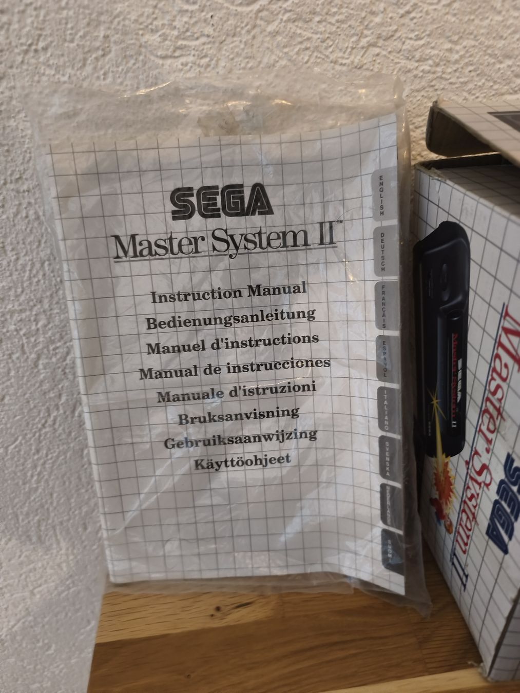 Sega Konsolen: SEGA Master System II avec boîte  – Defekt aus Conthey von Th3gr4yf0x 4