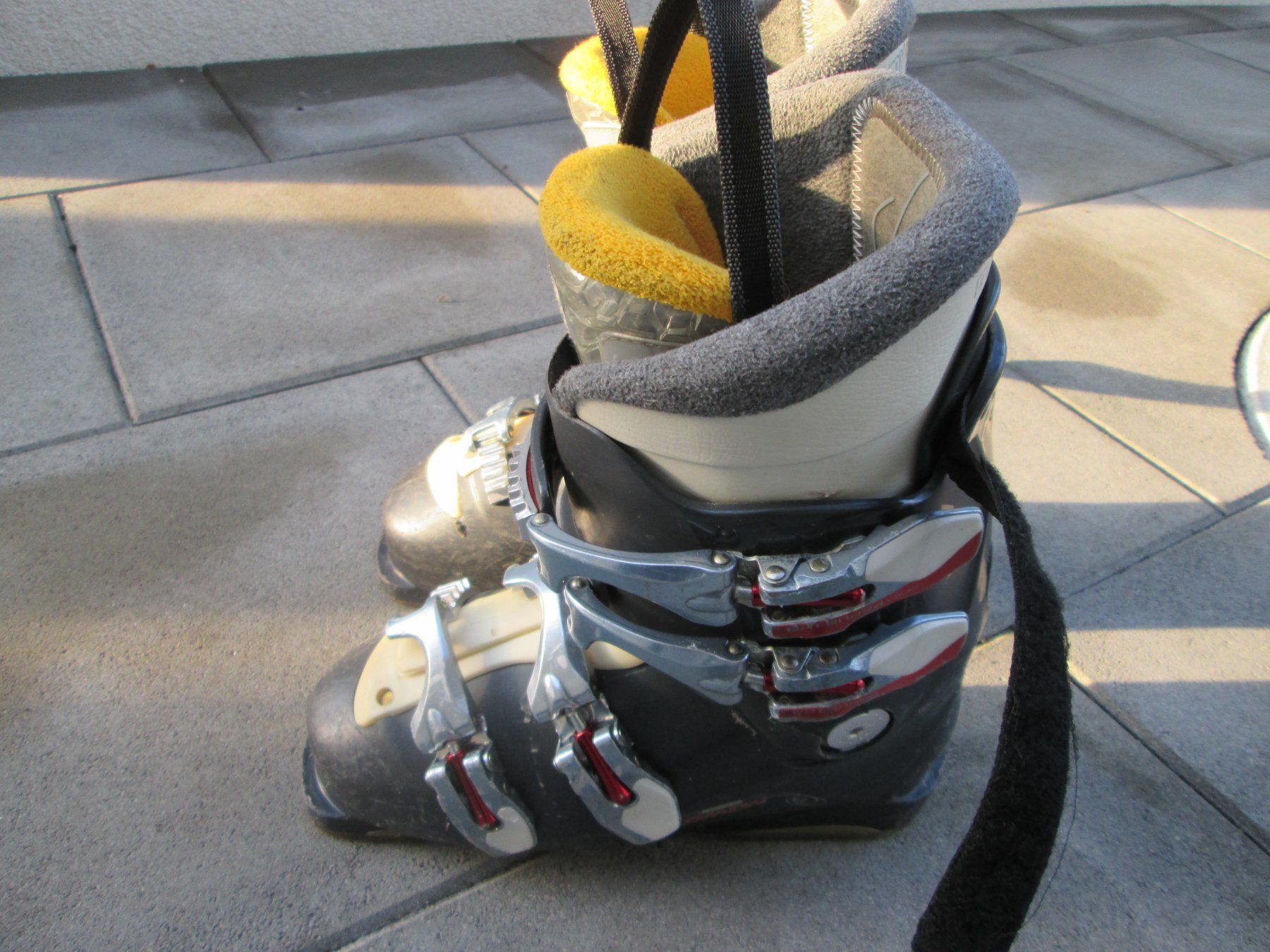 Scarpe da donna: Skischuhe – Usato da Gretzenbach venduto da LSXS 1