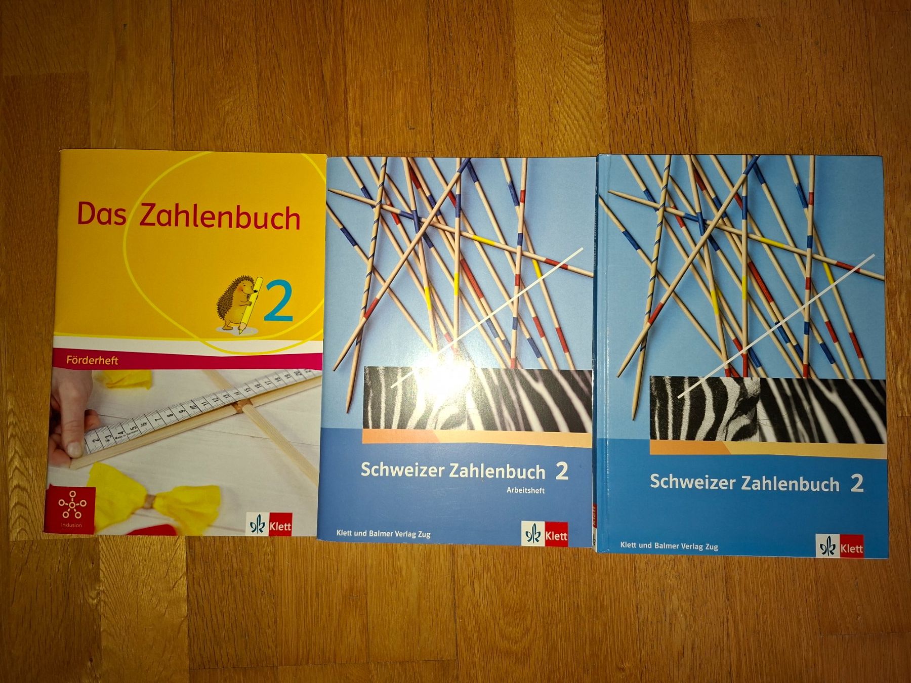 Libri: Zahlenbuch 2 - 2 Schülerhefte und -buch – Usato da Köniz venduto da Sternfaengerin