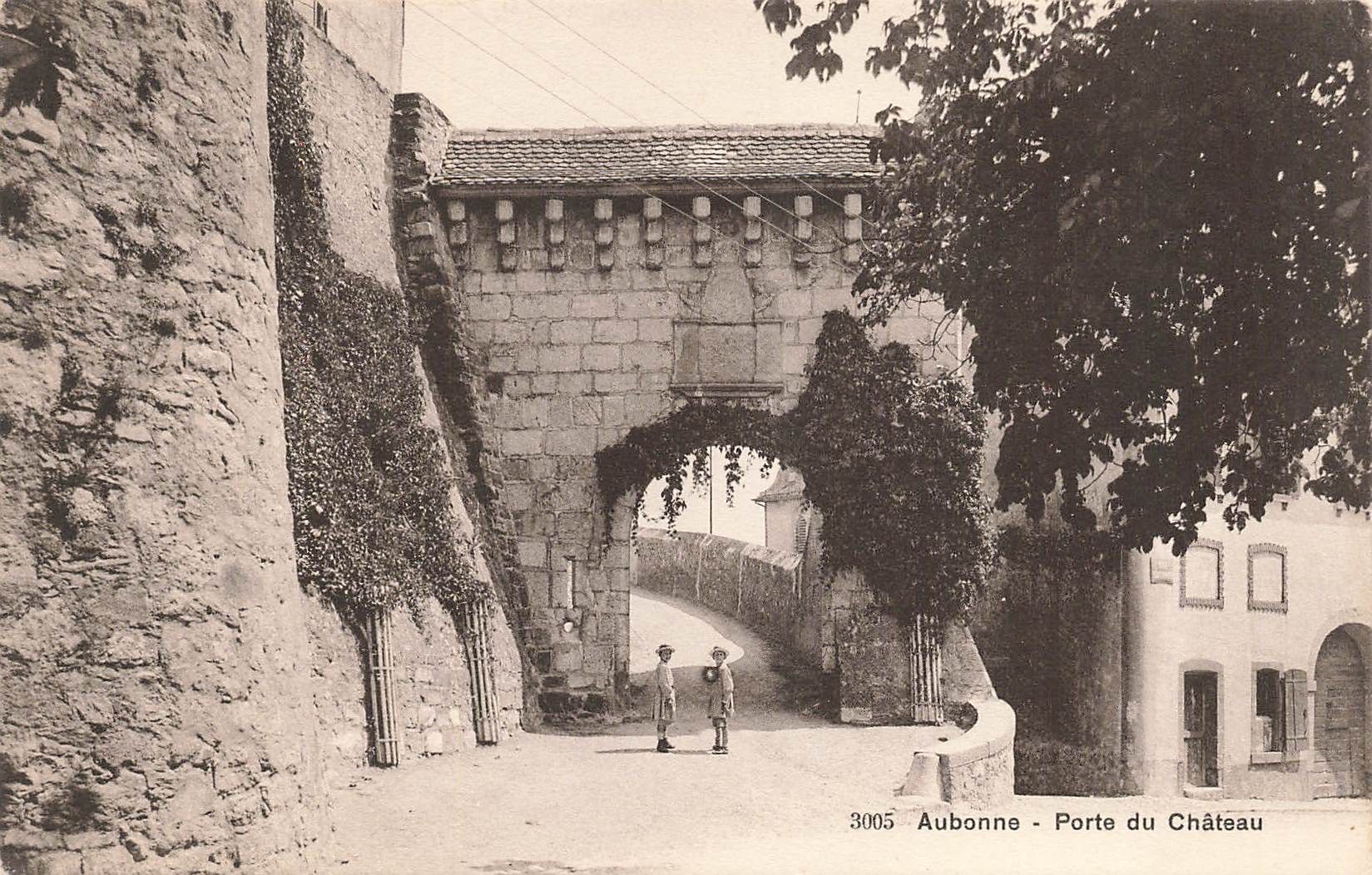 Cartoline postali: Aubonne porte du château – Usato da Biasca venduto da Blenio71