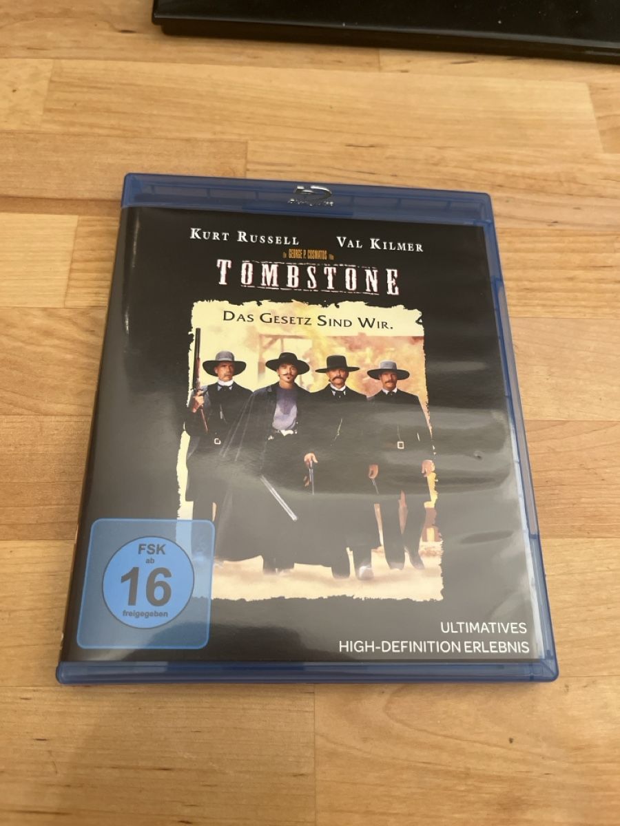 Tutti i DVDs: Tombstone Blu Ray  – Usato da Sargans venduto da pat_lqj7
