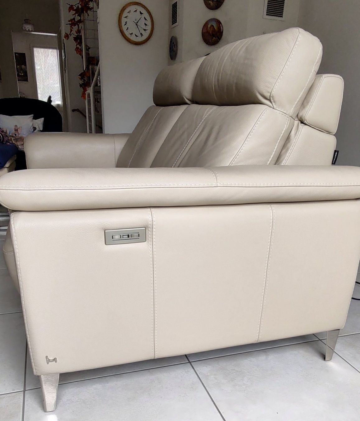 Sofas: Echtleder Relax-Sofa 2-plätzig traditioneller Handwerkskunst – Gebraucht aus Ebikon von Puma018 2