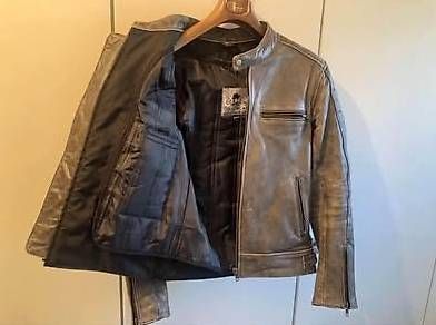 Giacche: Motorrad Lederjacke size S – Usato da Meggen venduto da francescoalbert 2