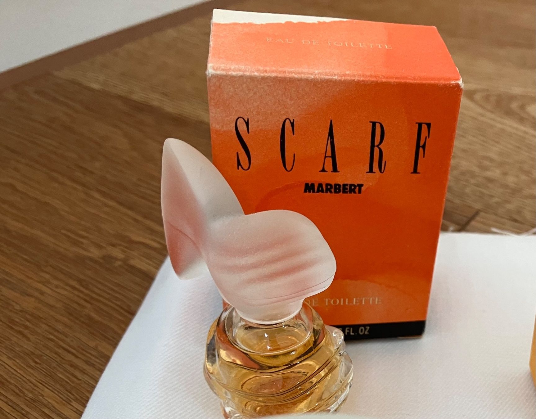 Profumi & Eau de Toilette: Miniatur Parfum (5 Stück) – Nuovo e nell'imballaggio originale da Willisau venduto da son_lq7g 1