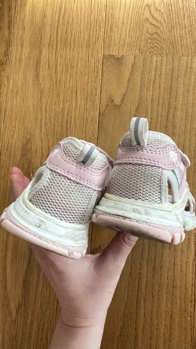 Elefanten Schuhe für Mädchen: Elefanten Sandalen Gr 27 – Gebraucht aus Zug von pla_2ckh 2