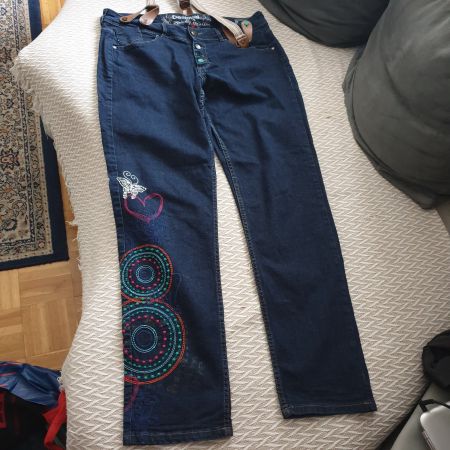 Raffinierte Desigual Jeans Gr. 34