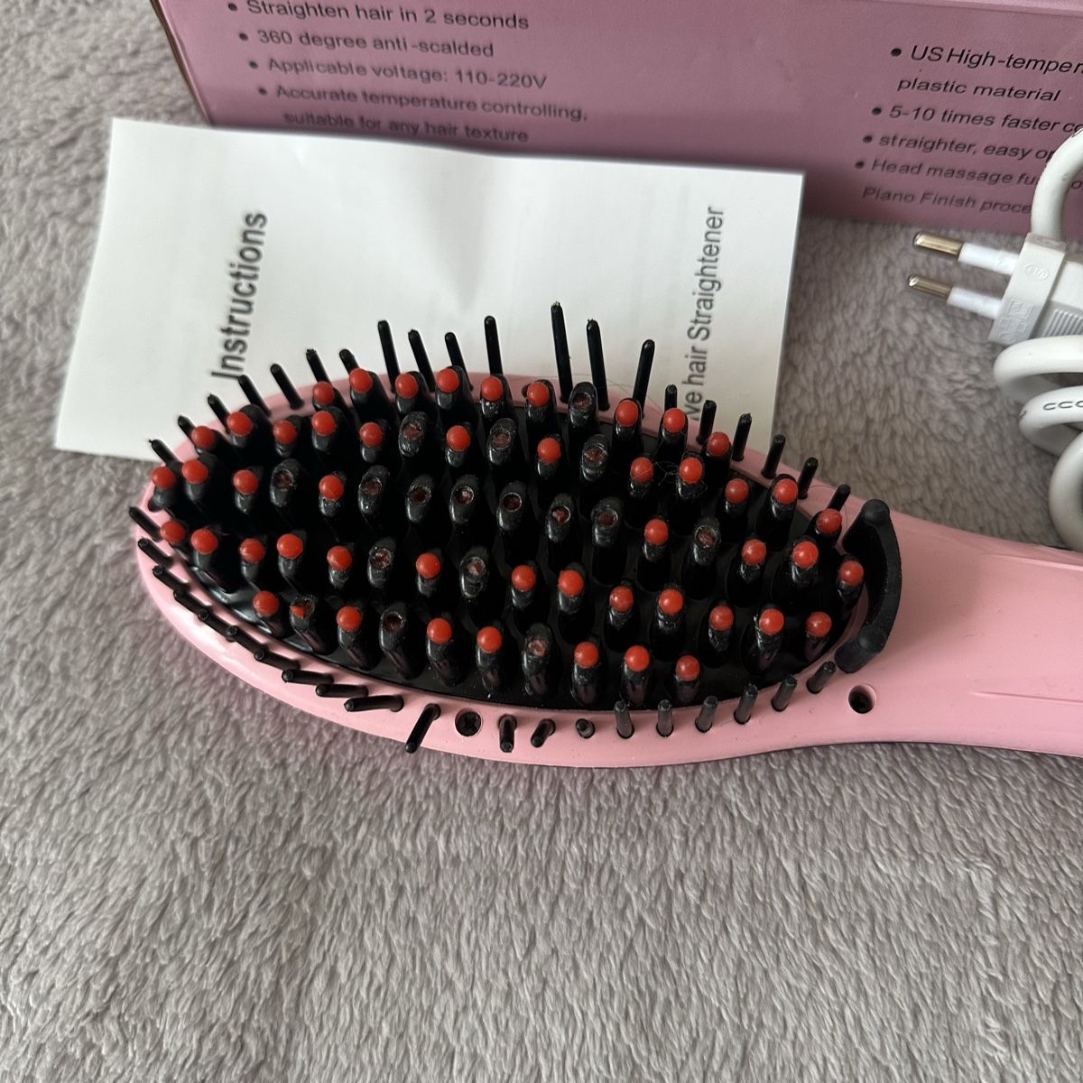Trisa Autres soins des cheveux: Brosse lissante rose  – D'occasion à Givisiez par dor_xb9k 1