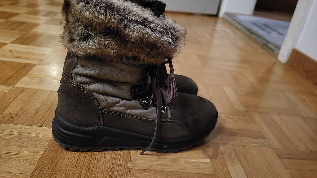 Scarpe da donna: Winterboots Deltex Gr. 38 – Usato da Rorschacherberg venduto da Maku007