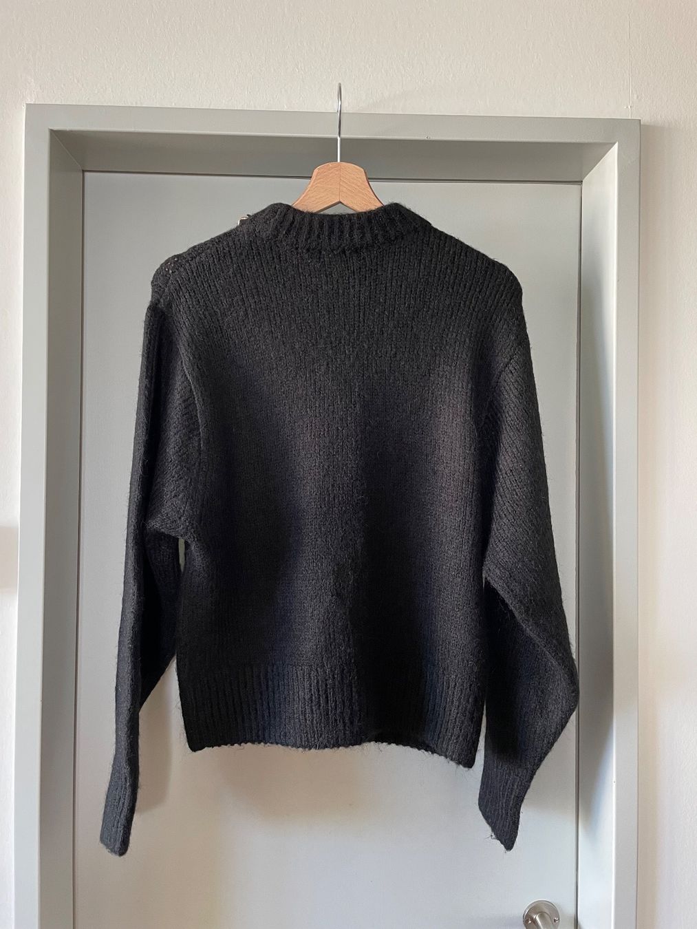 H&M Pulls & Sweat-shirts: H&M Chain Pullover – Neuf (Voir description) à Dübendorf par VSAngel 2