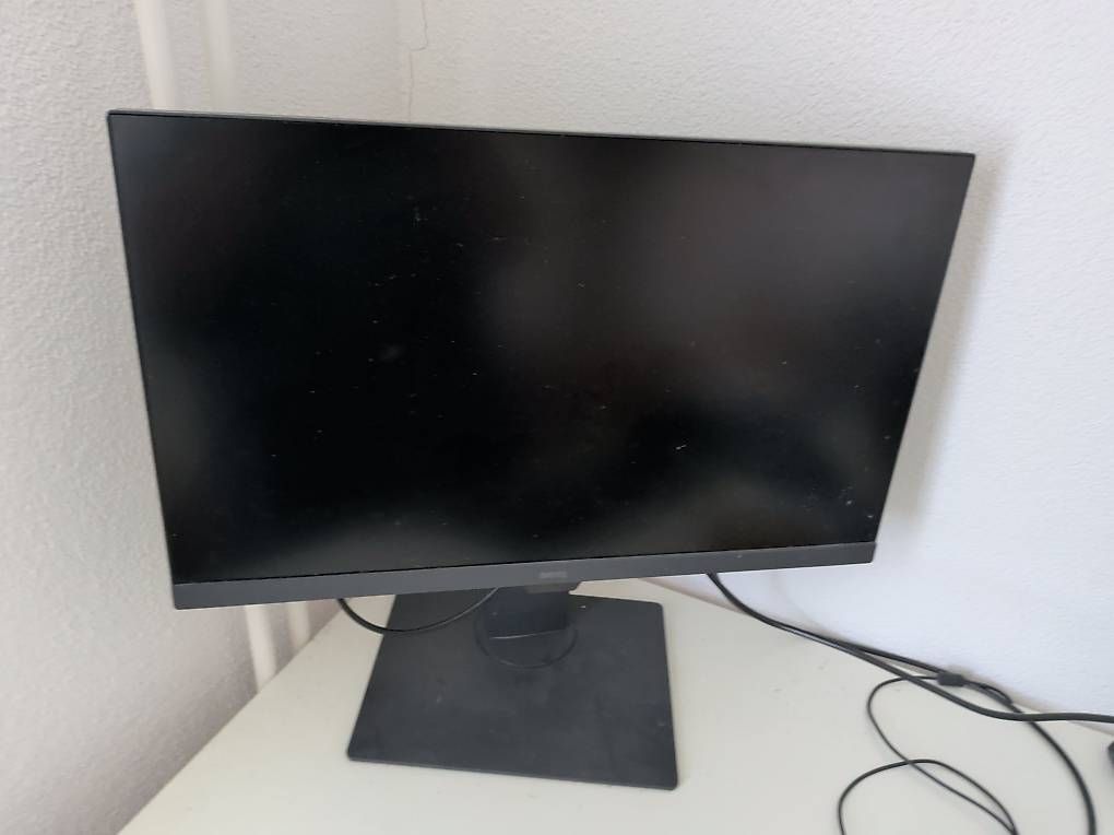 BenQ Monitore: Fotorealistischer Bildschirm – Gebraucht aus Bern von actinistia