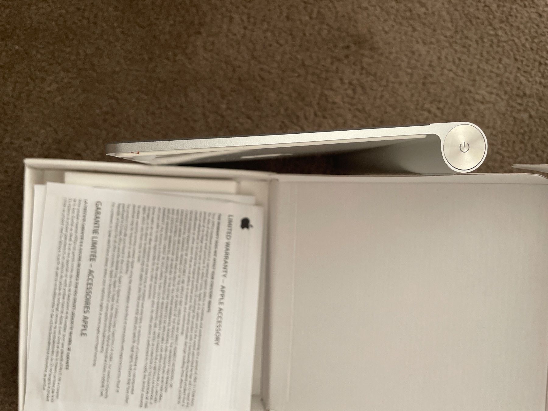 Apple Mouse: Magic Trackpad Apple sans fil – Usato da Genève venduto da Videdress22 3