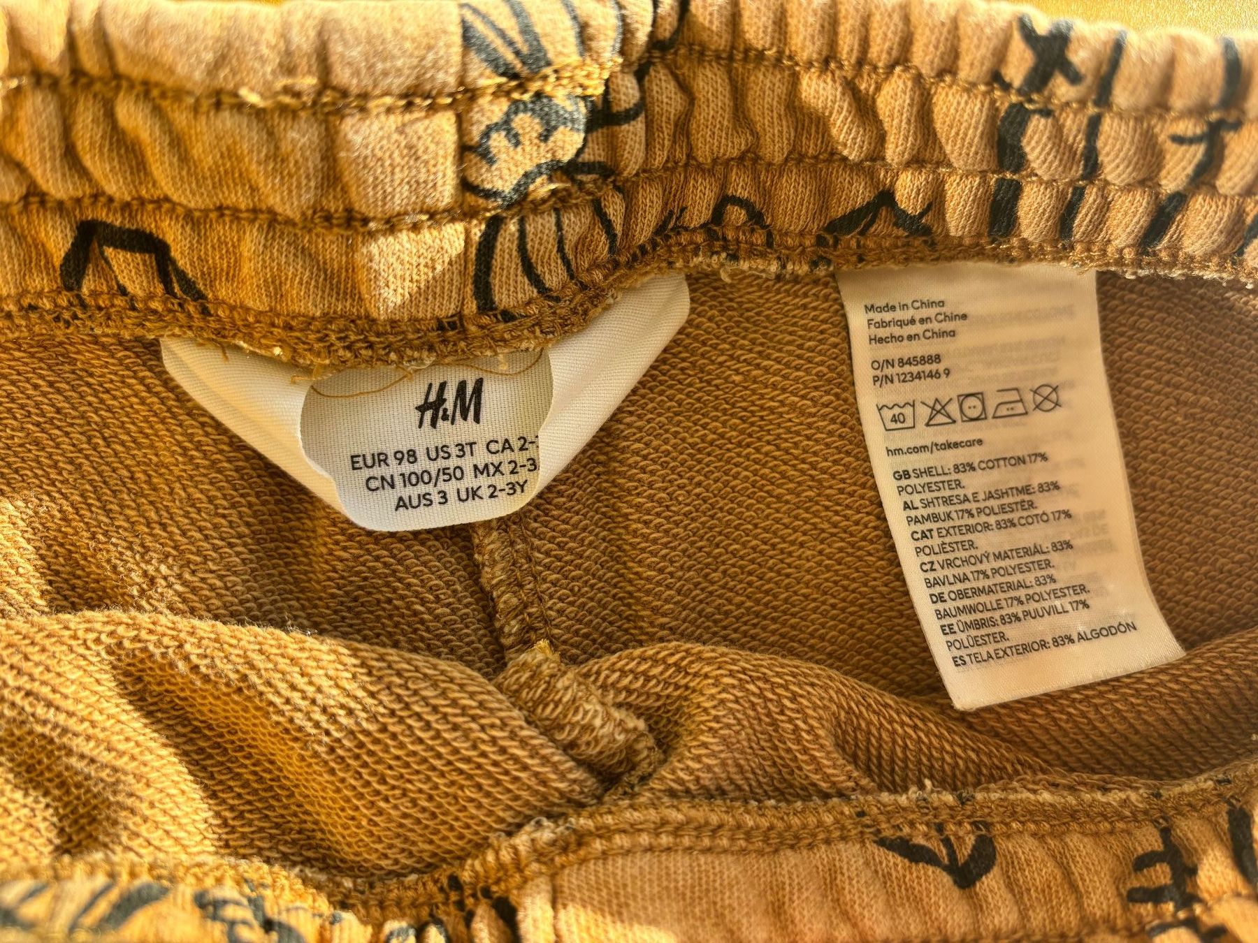H&M Lotti di vestiti: H&M Kaktus-Zweiteiler Gr. 98 – Usato da Zürich venduto da missmodernage 9