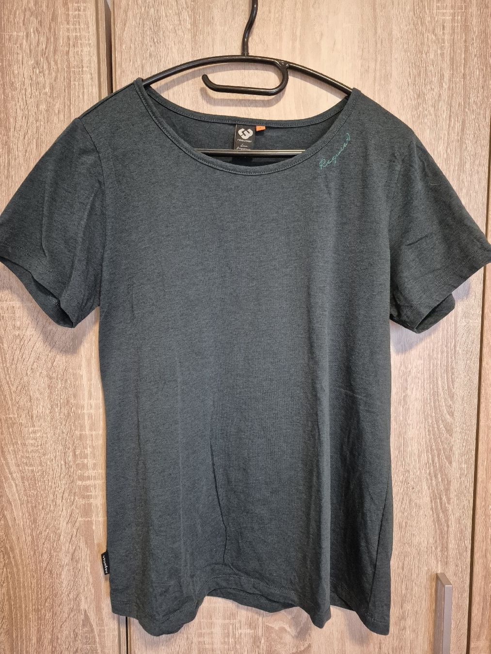 Ragwear T-shirt: Damen Ragwear T-Shirt – Usato da Gerlafingen venduto da nila44