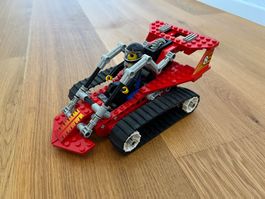 8229 LEGO Technic "Tread Trekker"