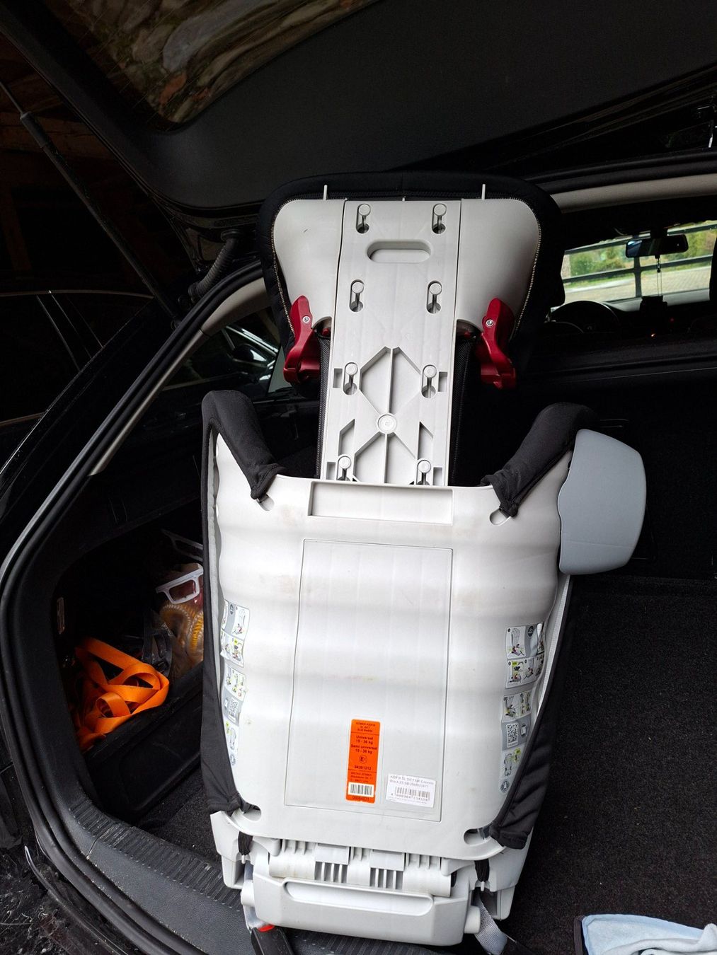 Britax Römer Seggiolini per auto: Autositz Römer Britax Kidfix – Usato da Wohlen b. Bern venduto da Looking4ward 6