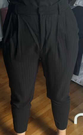 Pantaloni Zara neri, taglia M, molto leggeri