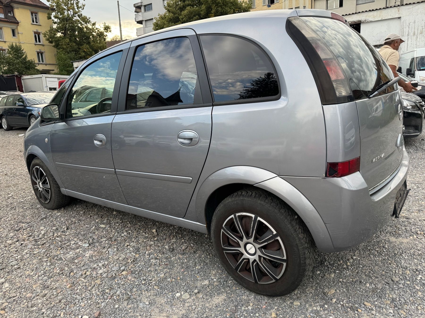 Opel Automobili: Opel Meriva A 1.8 – Usato da St. Gallen venduto da AutoSG 1